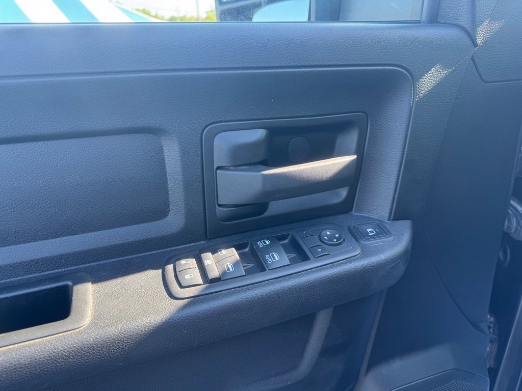 Used 2023 RAM 3500 Tradesman AWD/4WD image 3