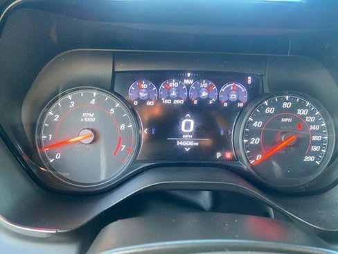Used 2021 Chevrolet Camaro SS image 17