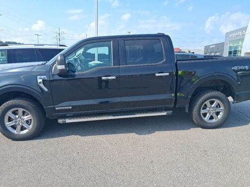 Used 2025 Ford F150 XLT w/ Equipment Group 301A Standard AWD/4WD image 6