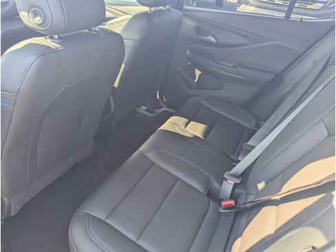 Used 2025 Buick Envista Sport Touring FWD image 12
