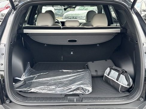 New 2026 Hyundai Tucson Limited image 14