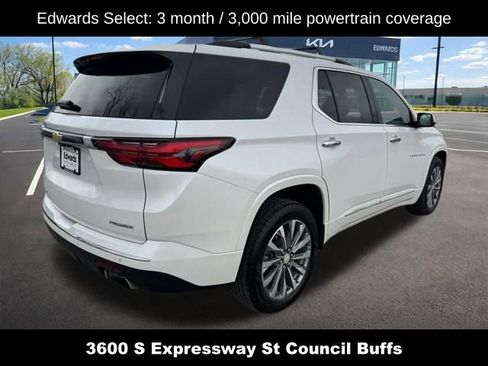 Used 2023 Chevrolet Traverse Premier AWD/4WD image 3