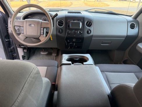 Used 2004 Ford F150 XLT image 13