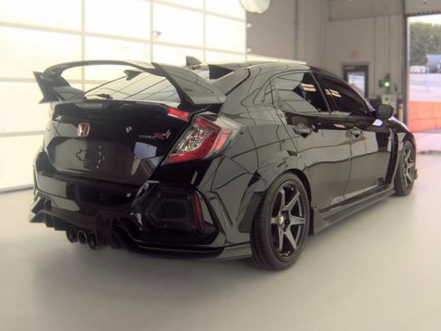 Used 2019 Honda Civic Type R image 2