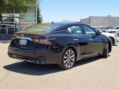 Used 2022 Nissan Maxima Platinum w/ Sport Mat Group FWD image 6