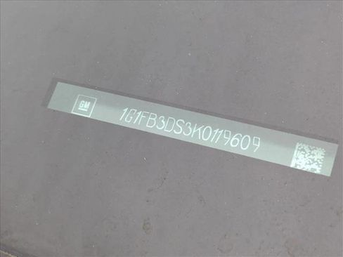 Used 2019 Chevrolet Camaro LT image 22