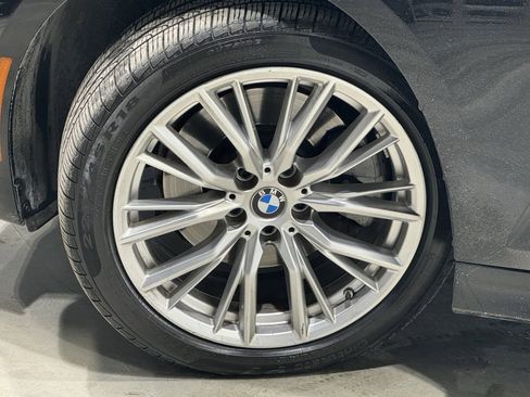 Certified 2023 BMW 330i xDrive Sedan w/ Premium Package image 10