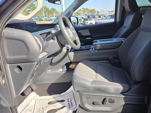 Certified 2025 Ford Expedition Active RWD image 12