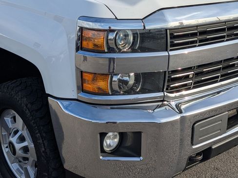 Used 2016 Chevrolet Silverado 2500 LT w/ LT Fleet Convenience Package image 10