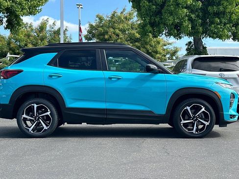 Used 2022 Chevrolet TrailBlazer RS FWD image 3