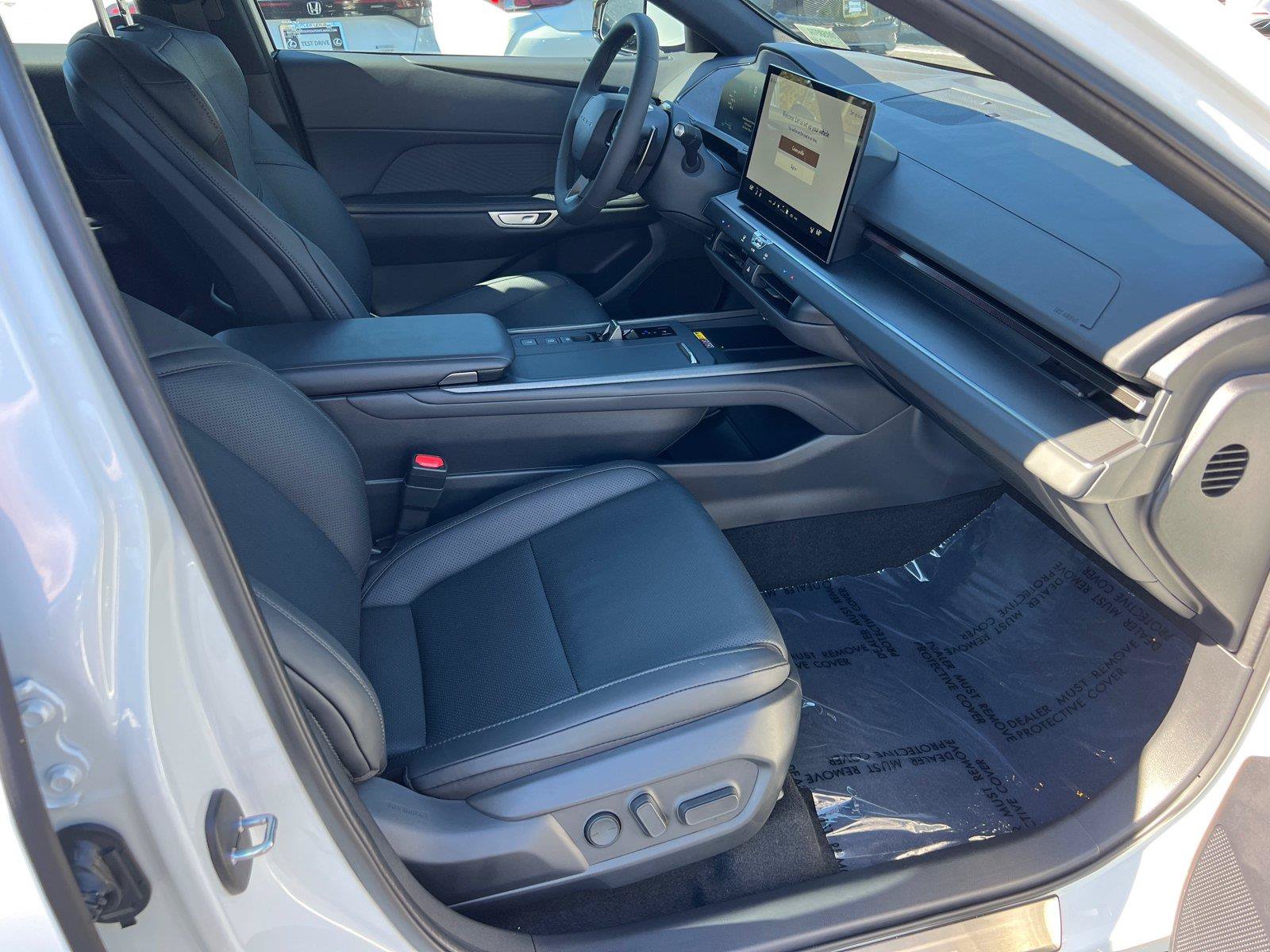 Used 2026 Lexus ES 350e w/ Convenience Package FWD image 13