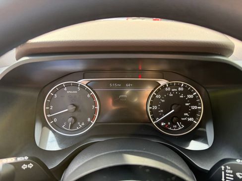 Used 2023 Nissan Rogue SV AWD/4WD image 17