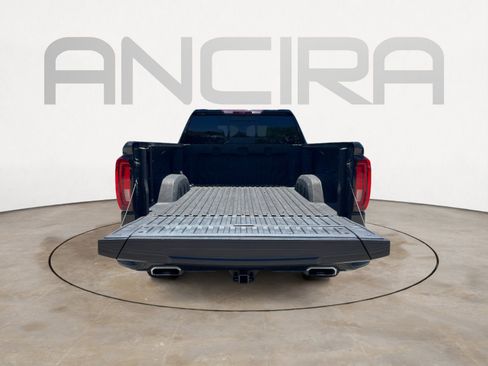 Used 2024 GMC Sierra 1500 AT4 w/ Technology Package AWD/4WD image 12