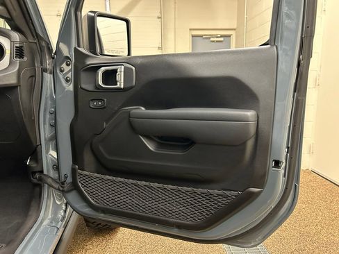Used 2025 Jeep Wrangler Unlimited Sport S 4xe AWD/4WD image 12