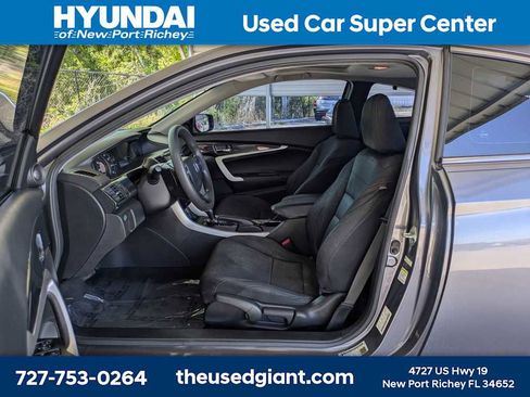 Used 2014 Honda Accord EX image 16