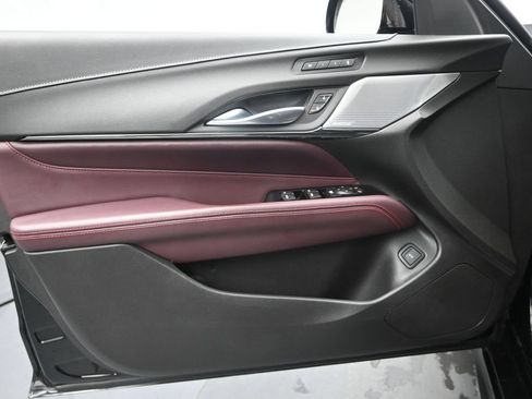 Used 2023 Cadillac CT4 V w/ Navigation Package RWD image 25