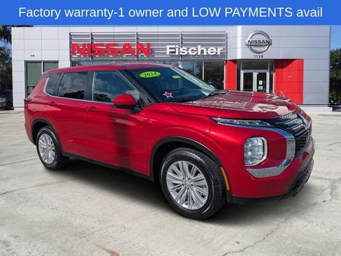 Used 2024 Mitsubishi Outlander ES FWD image 1