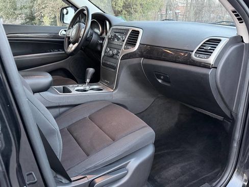Used 2012 Jeep Grand Cherokee Laredo image 11