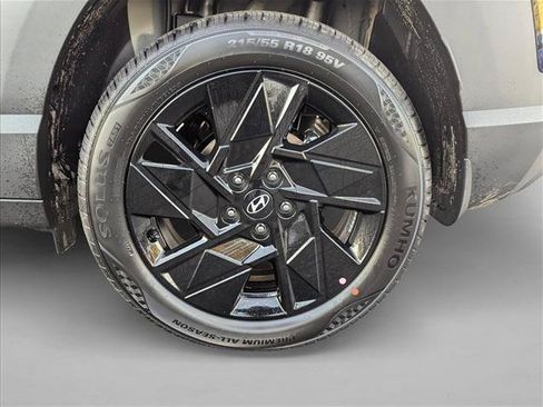 Used 2026 Hyundai Kona SEL Sport FWD image 9
