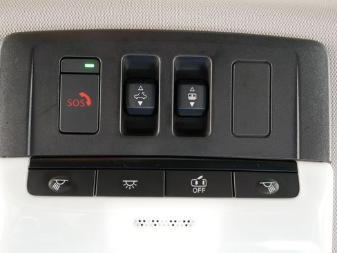 Certified 2023 Nissan Rogue SV w/ SV Premium B Package AWD/4WD image 35