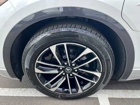 Used 2024 Acura ZDX A-Spec RWD image 17