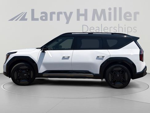 Used 2026 Kia EV9 GT-Line AWD/4WD image 3