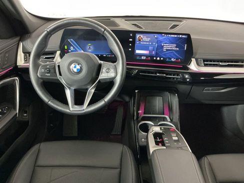 Certified 2025 BMW X1 xDrive28i w/ Technology Package AWD/4WD image 9