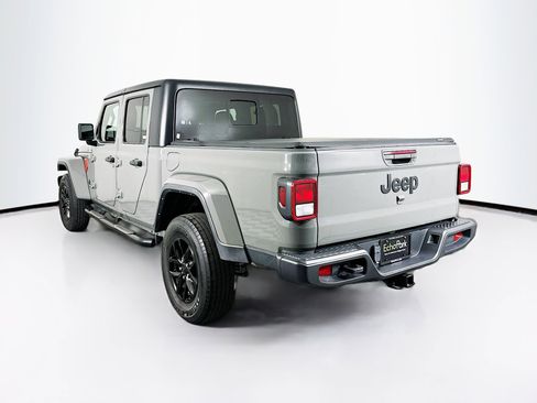 Used 2022 Jeep Gladiator Sport image 5