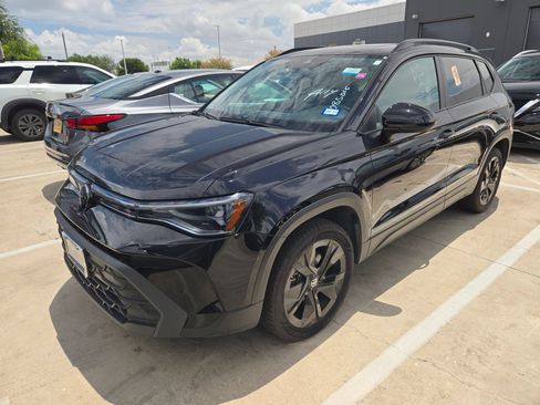 Used 2025 Volkswagen Taos SE FWD image 5