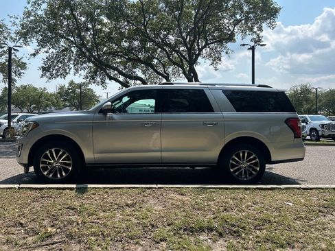 Used 2018 Ford Expedition Max Limited w/ Equipment Group 301A RWD image 1