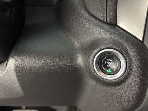 Used 2021 Chevrolet Silverado 1500 LT w/ Convenience Package II RWD image 29