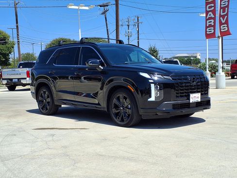 Used 2025 Hyundai Palisade XRT FWD image 3