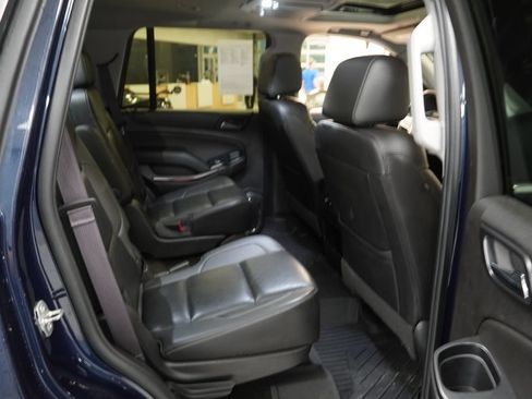 Used 2017 GMC Yukon SLT w/ Open Road Package AWD/4WD image 23
