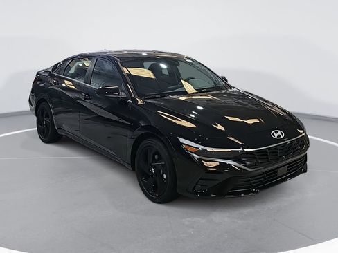 New 2026 Hyundai Elantra SEL Sport Premium FWD image 3