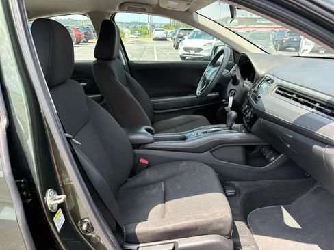 Used 2016 Honda HR-V LX image 17