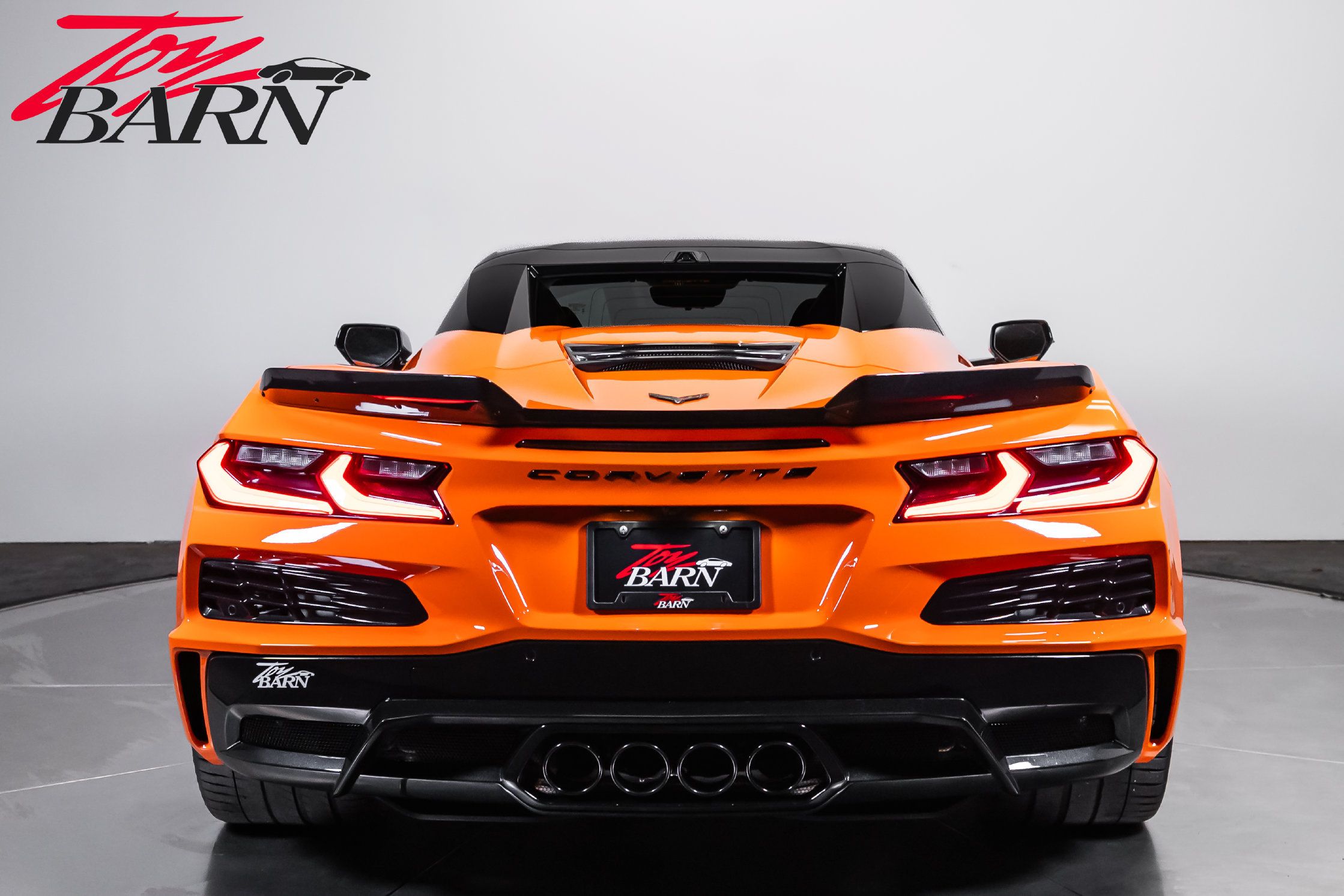 Used 2024 Chevrolet Corvette Z06 w/ Stealth Interior Trim Package RWD image 12
