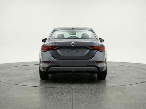 Used 2025 Nissan Sentra SV image 7