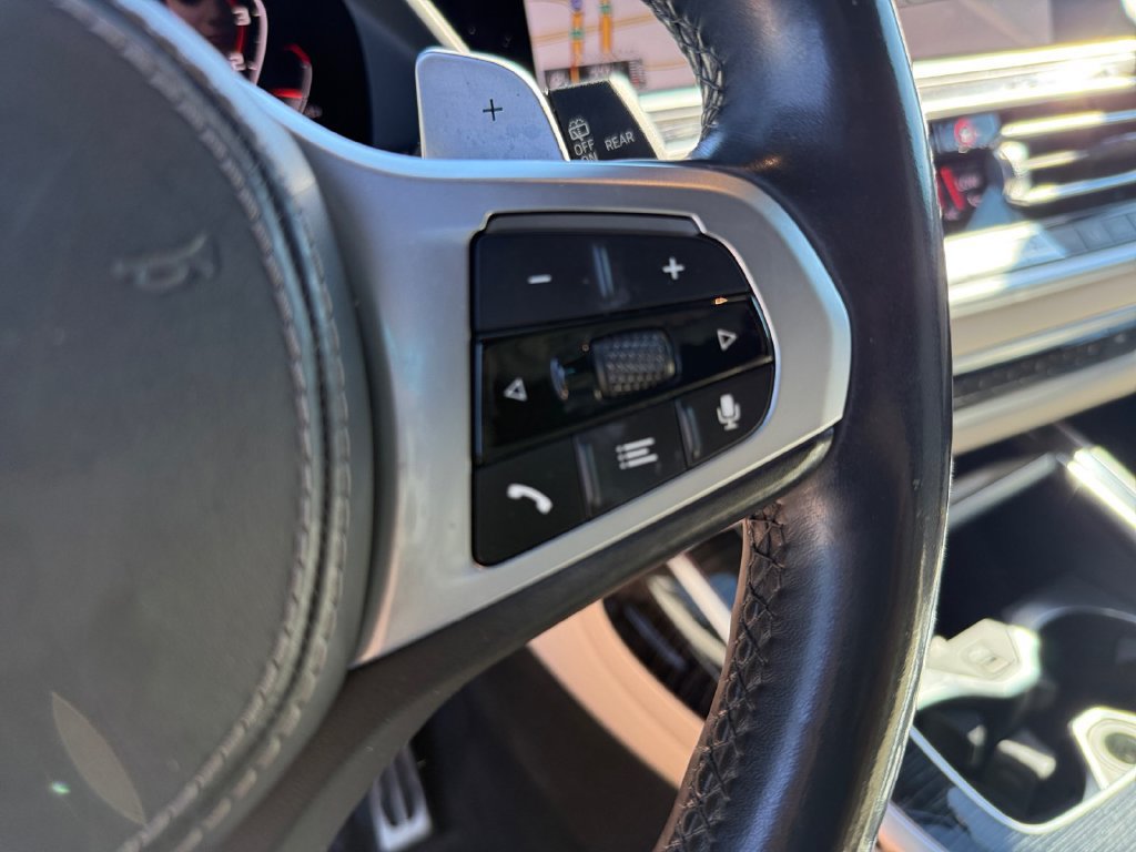 Used 2022 BMW X7 M50i AWD/4WD image 24