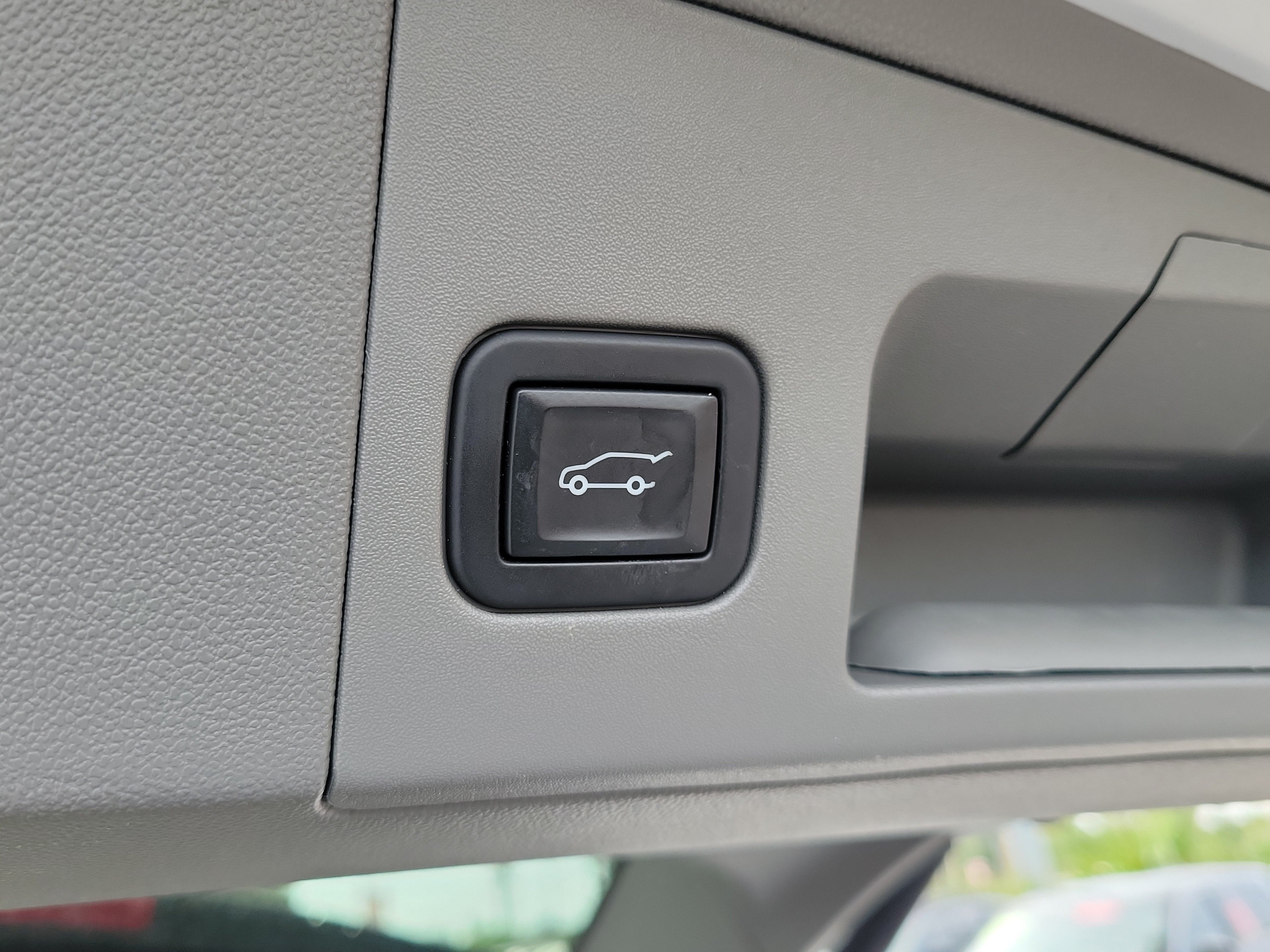 Used 2022 Cadillac XT5 Premium Luxury FWD image 10