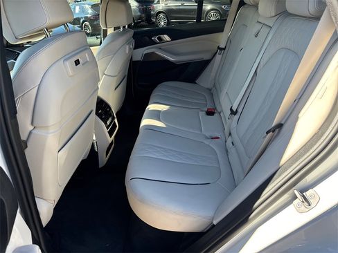 Used 2022 BMW X5 sDrive40i w/ M Sport Package image 20