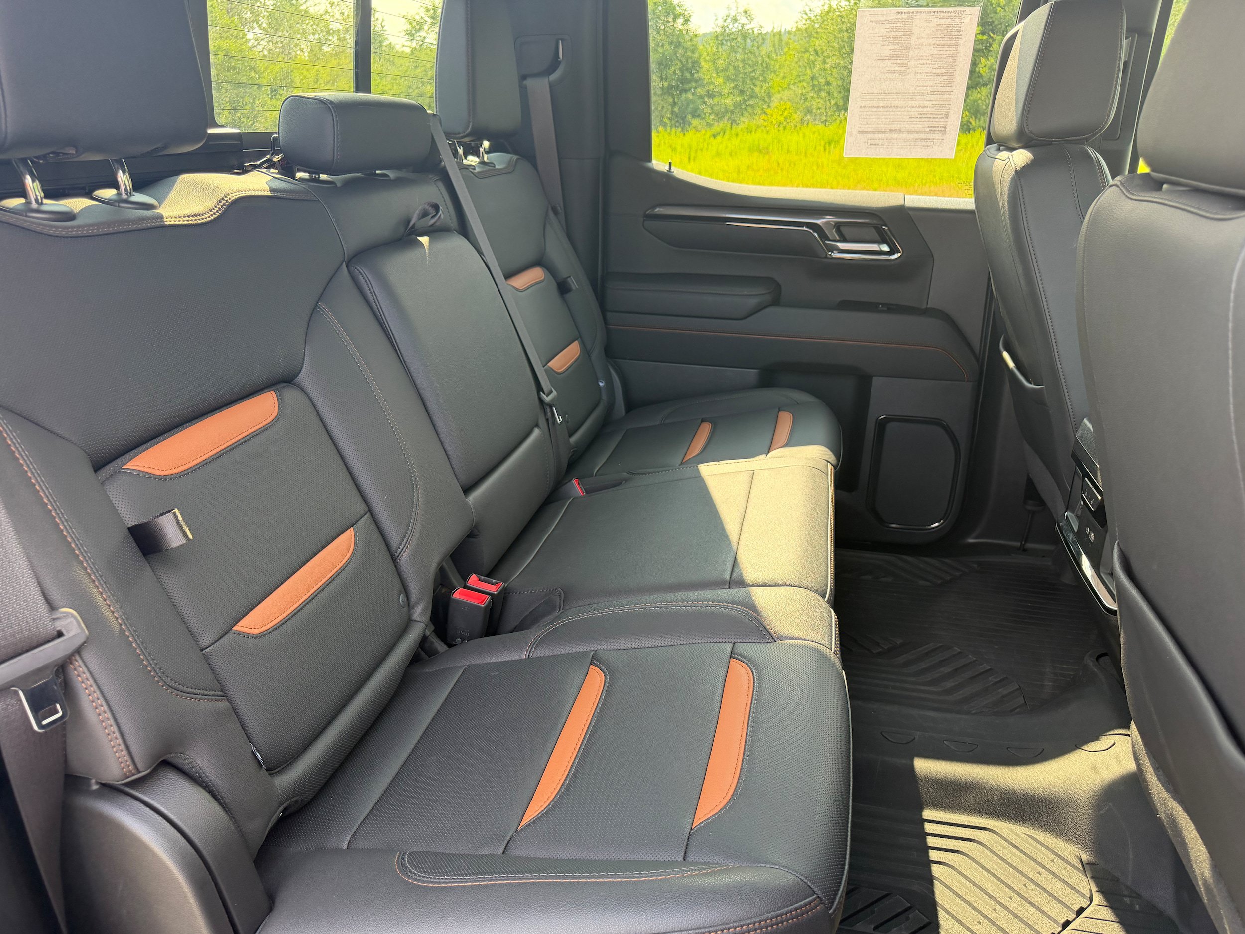 Used 2023 GMC Sierra 1500 AT4 w/ Technology Package AWD/4WD image 21
