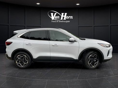 New 2026 Ford Escape Platinum image 2