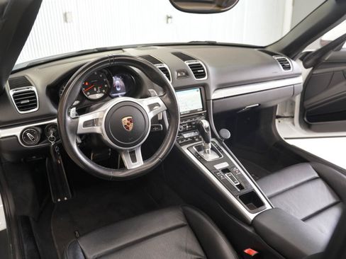 Used 2016 Porsche Boxster RWD image 11