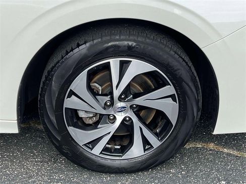 Used 2023 Subaru Legacy Premium image 11