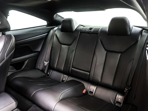 Used 2024 BMW 430i xDrive Coupe w/ Premium Package image 17