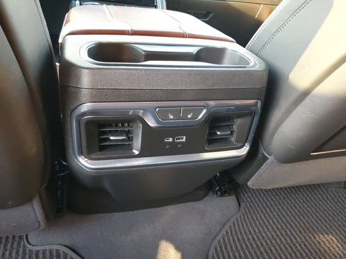Used 2024 GMC Sierra 1500 Denali Ultimate AWD/4WD image 16