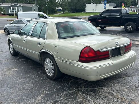 Used 2005 Mercury Grand Marquis LSE RWD image 4