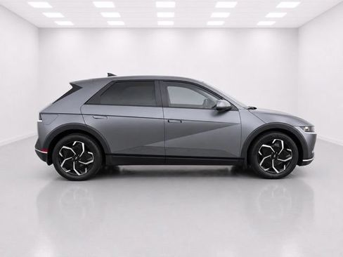 Used 2023 Hyundai Ioniq 5 SEL AWD/4WD image 5