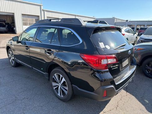 Used 2018 Subaru Outback 2.5i Limited image 7