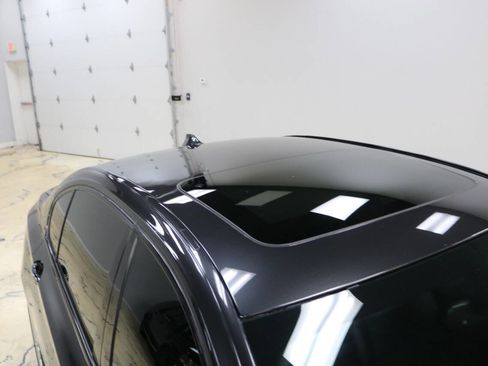 Used 2012 BMW 750Li image 50